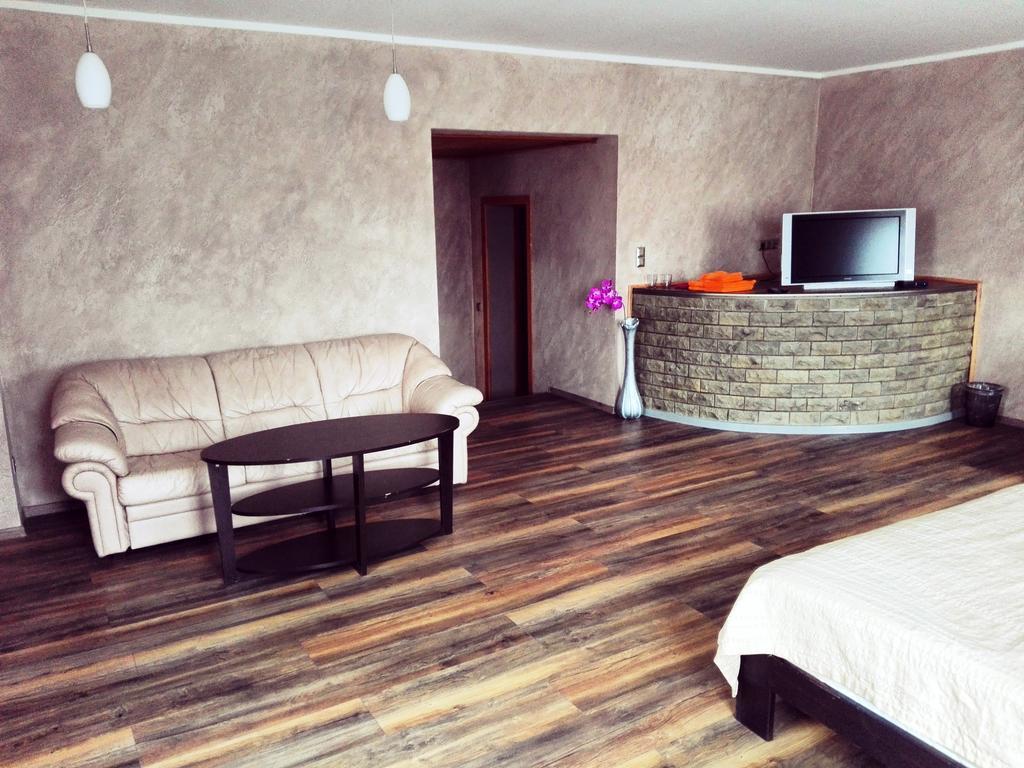Urusel Guesthouse Таллінн Екстер'єр фото